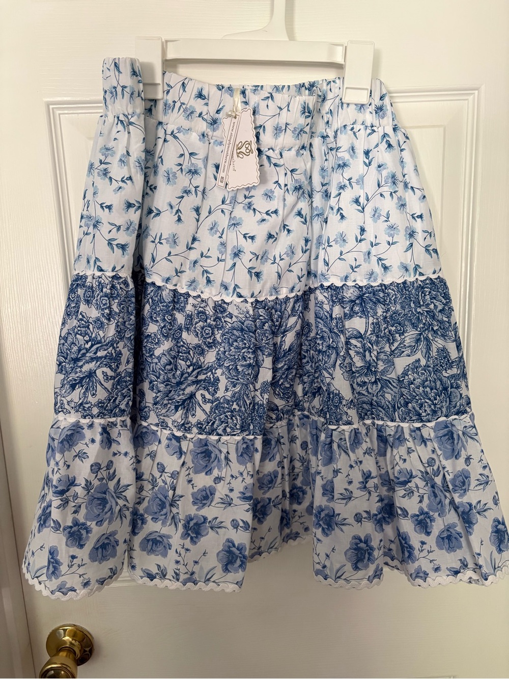 Simply Southern White and Blue Floral Tiered Skirt Midi , Large, NWT